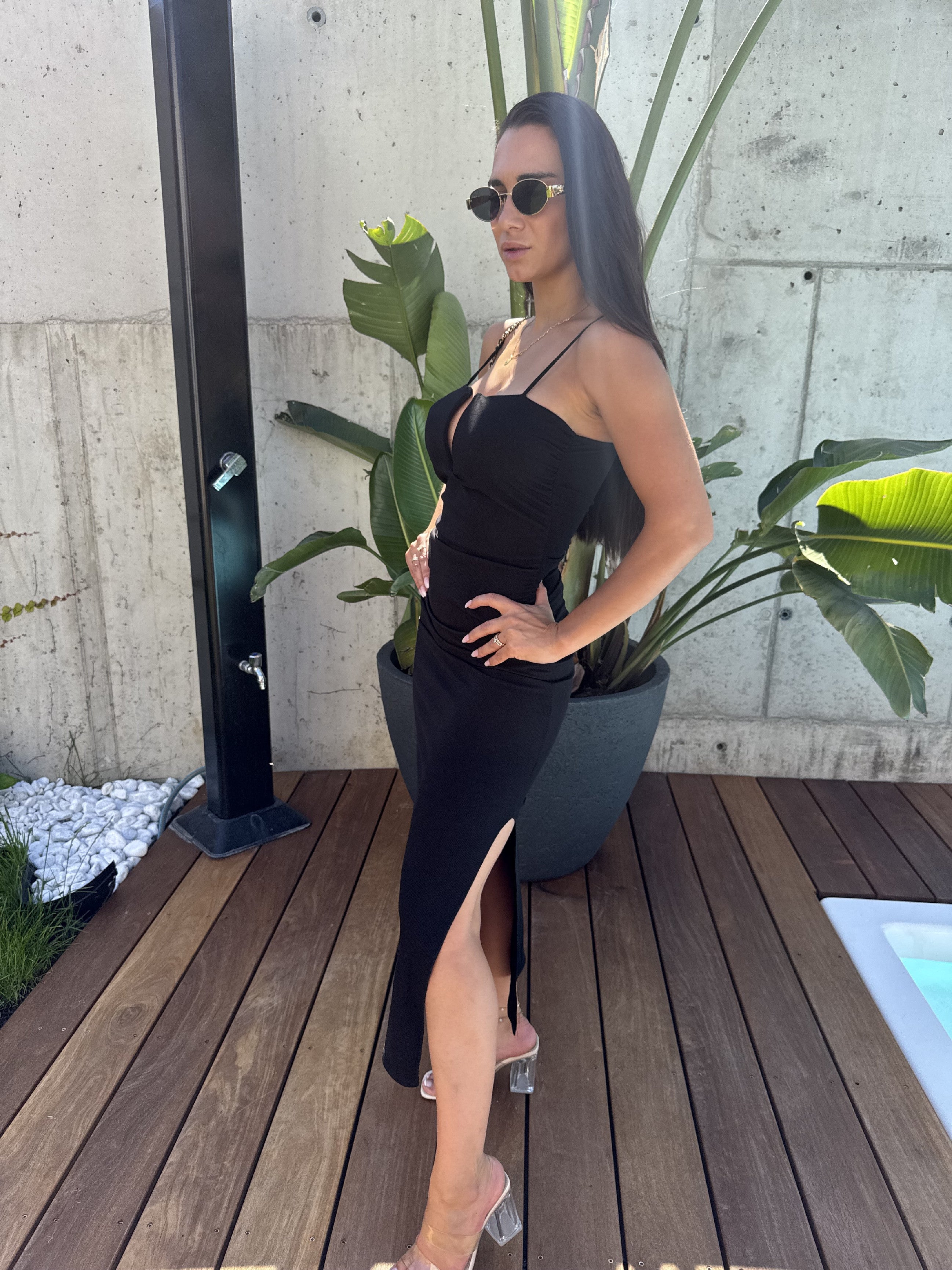 DLHÉ ŠATY BLACK